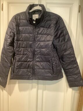 LOFT Packable Quilted Jacket in Navy.